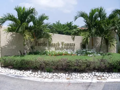Luxurious beach  front self-catering apartment in the heart of Ocho Rios Jamaica Hotels in 
