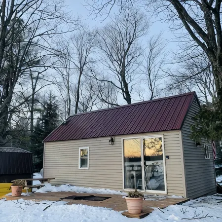 Lakefront Cabin... Ride To All The Snowmobile Trails From The Cabin