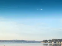 Cozy Bungalow house by the lake 코모 호텔