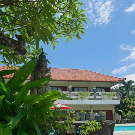 Marine Bay Sanur Отели рядом с достопримечательностью «Пляж Матахари-Тербит»