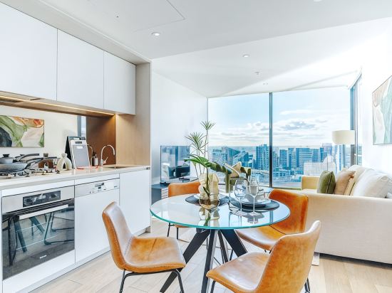 Brilliant Collins Wharf Waterfront Condo