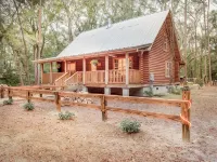 Beautiful log home less than a half mile from ichetucknee springs north entrance Hotels in Suwannee County
