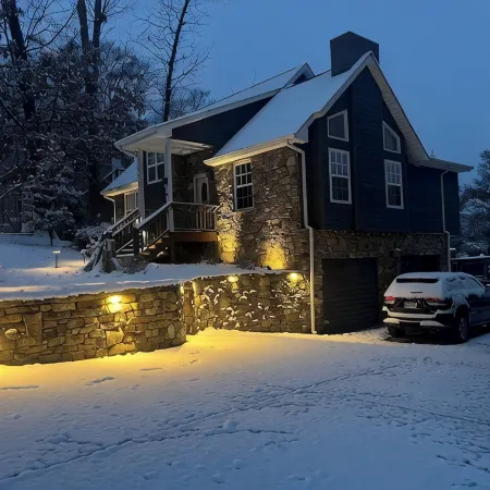 4Br Lakefront Getaway,Hot Tub,Dock