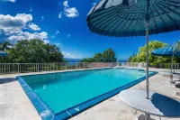 Modern Sea View Renovated Studio Hip Strip - 2 звезды