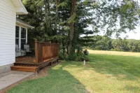 Charming house near Maramec Spring Park, Steelville/St. James - Homestays