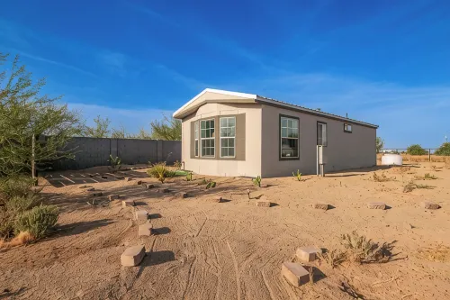 Tiny Home Getaway in Arizona-Mountain views in Rural Area - Mountain View