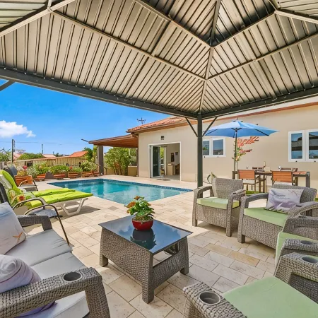 Beautiful Villa with New Private Pool