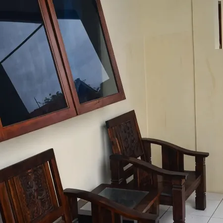 Penginapan Topan