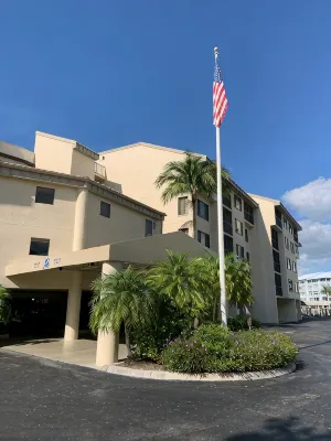 <br>Partial Ocean View 2BR 2BATH<br>Sleeps 4.