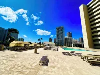 Waikiki Beach Designer Studio with Amazing Views - 2 Sao