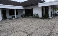 Tunjung Nyaho Guest House ( Tng ) โรงแรมใน