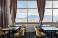 Skyline Boutique Hotel