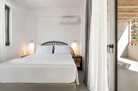 Boutique Villa Ciel Tinos - مسبح خاص