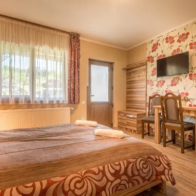 Németh Resort Отели рядом с достопримечательностью «Bear Lake»
