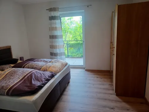 Vacation apartment directly on the beautiful Irrsee with its own bathing area - Apartments