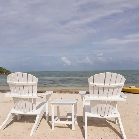 Beautiful Waterfront Villa 133 Anglers Reef with On-Site Boat Slip