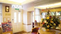 The Nayland Hotel - bar