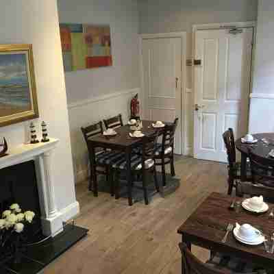Cara Guesthouse Dining/Meeting Rooms