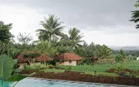 Kampung Halaman Villas