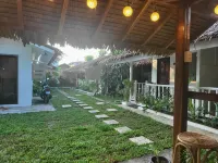 LALUNA COTTAGES - Auberges