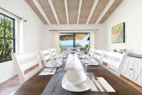 Spectacular Ocean View Villa with Pool 7-Min Walk to the Beach