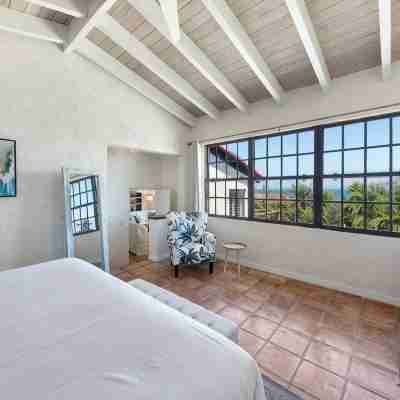 Spectacular Ocean View Villa with Pool 7-Min Walk to the Beach Rooms