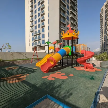 Stylish Studio Apartment at RMT Residence with Gym, Pool and Free Parking
