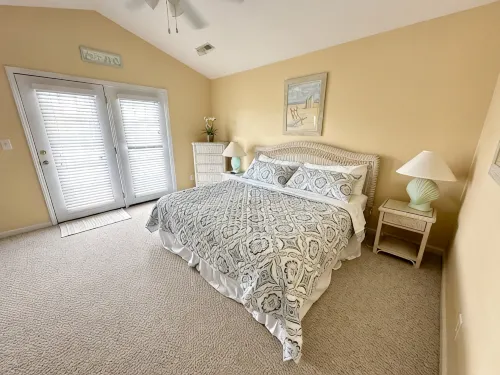 Shell Yeah! Surfside 5Br - New Heated Saltwater Pool - Sleeps 15+- Walk to Beach - 4-Star