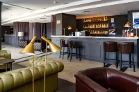 Panorama Hotel - Free EV Charging Station - bar