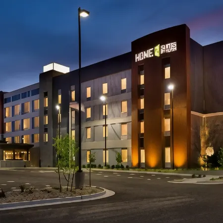 Home2 Suites by Hilton Phoenix - Glendale/Westgate