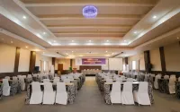 Halogen Hotel Airport Surabaya