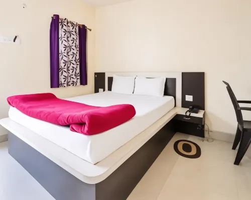 Hotel Seascape Puri Near Beach