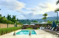 Royal Suites Port Barton - Parkering