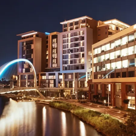 The Residences at Crystal Towers Отели рядом с достопримечательностью «Торговый центр N1 City»