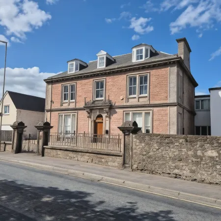 Bank House