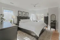 Hardwood Hall - Bintang 4