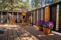 Private Hiking Trail! 2.4 Miles to Estes Park, Near Rmnp w/ King Bed. Dogs ok! - Chalets