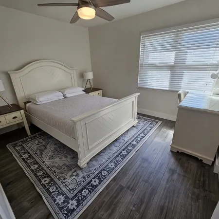 10 Minutes to Mineral Springs ;Large Private Pool ; Pet Friendly