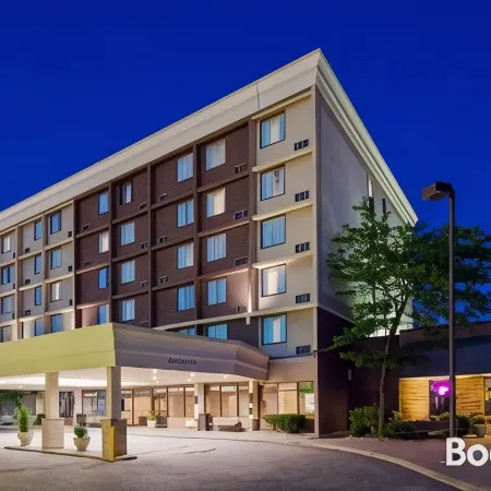 Best Western Plus Toronto Airport Hotel