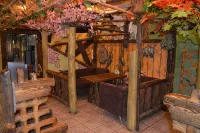 Prival Hotel - ที่มีที่จอดรถ