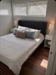 Cozy Angola Cottage by the Beach - Homestays