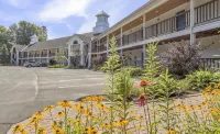 Fairbanks Inn - Motels