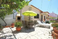 450 meters to the beach, Private gardens,Praia das Maçãs - 2-نجوم