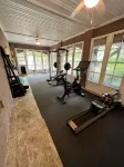 SERENITY SHORES Private Luxury 5-Level Tropical Oasis, Pool, Steps to Beach - Wifi