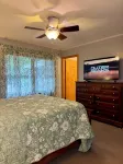 Poseidon’s Big Getaway – 3BR/2BA Surrounded by Nature, Minutes from the Beach! - Homestays