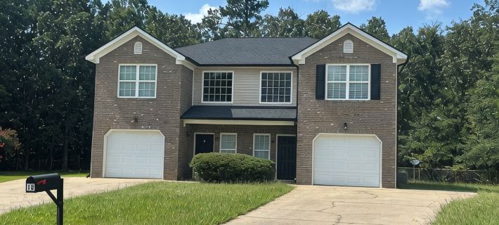 Charming 3-bedroom house in marvelous Rome near Tennis Courts Hotels in Floyd County