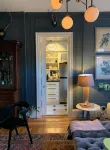 Downtown Designer Digs - Homestays