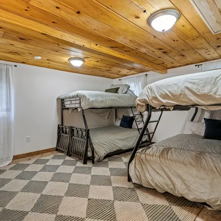 Lakefront Home - Seneca Wine Trail Hot Tub & Sunset View with Firepit, Private