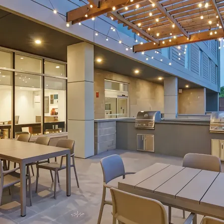 Home2 Suites by Hilton Montreal Dorval