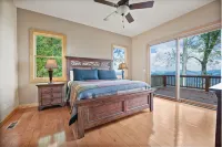 Unbelievable Views, Hot Tub, Fire Pit, Fire Table, Indoor Fireplace